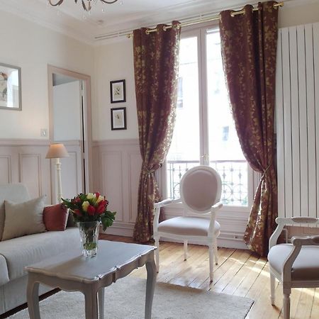 Chambre D Hote : Louvre Elegant Apt Suite Paris Exterior foto