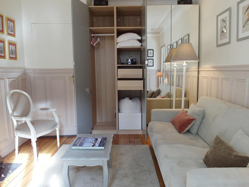 Chambre D Hote : Louvre Elegant Apt Suite Paris Exterior foto